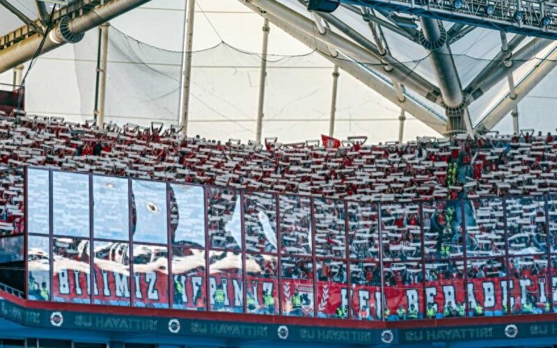 Trabzonspor-Samsunspor Maçında Hırsızlık Skandalı