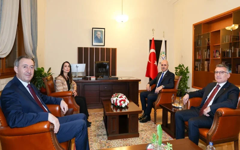 Kurtulmuş’tan DEM Parti Ziyareti: “Tarihi Fırsat Değerlendirilmeli”