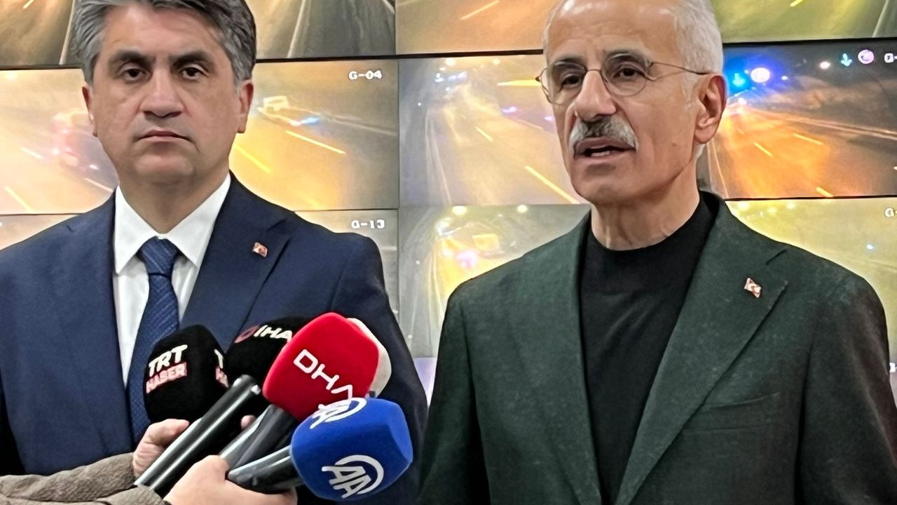 Bakan Uraloğlu: Son 23 yılda ulaştırmaya 300 milyar doların üzerinde yatırım yaptık