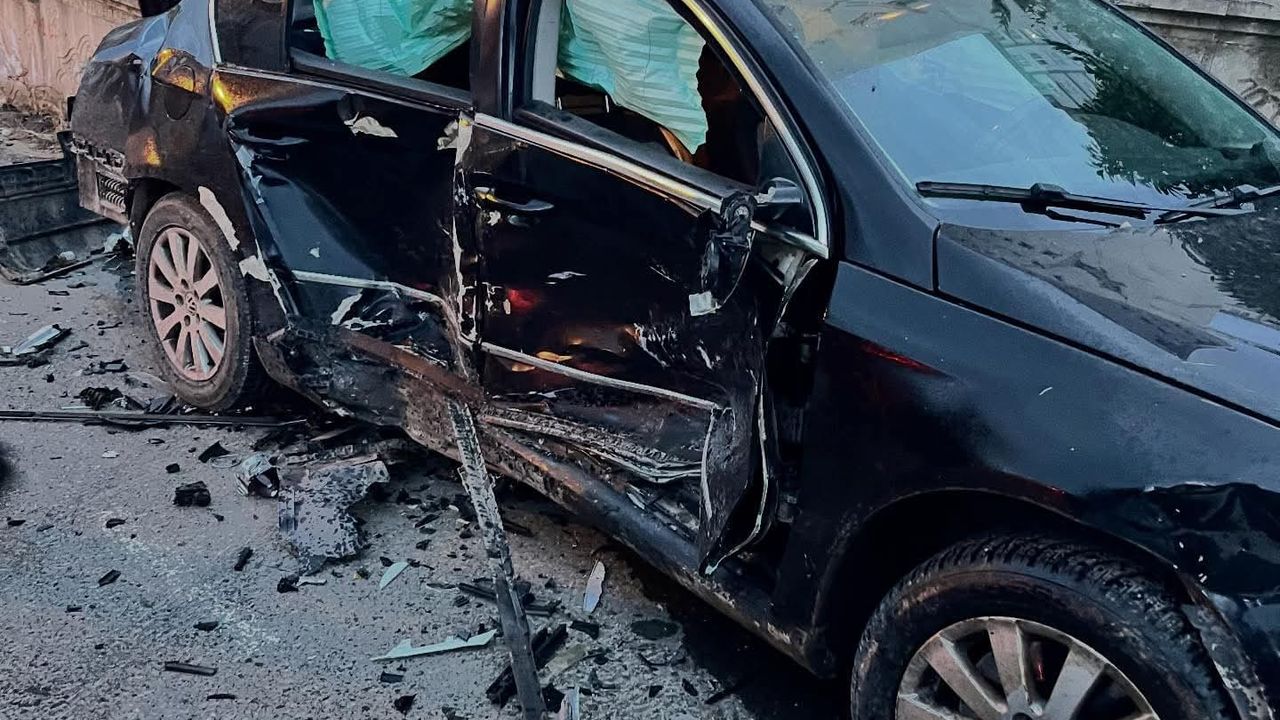Ordu'da iki otomobil çarpıştı; 2 yaralı