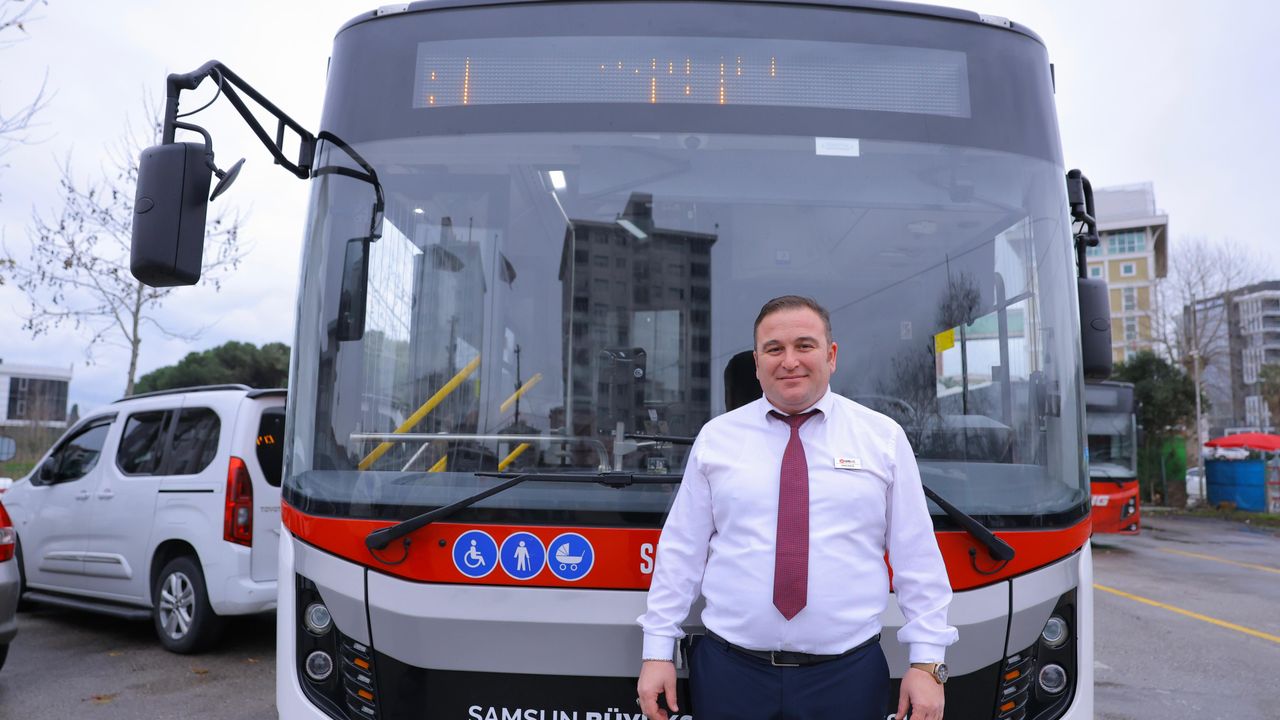 Samsun'da halk otobüsü şoförü, fenalaşan yolcuyu hastaneye yetiştirdi