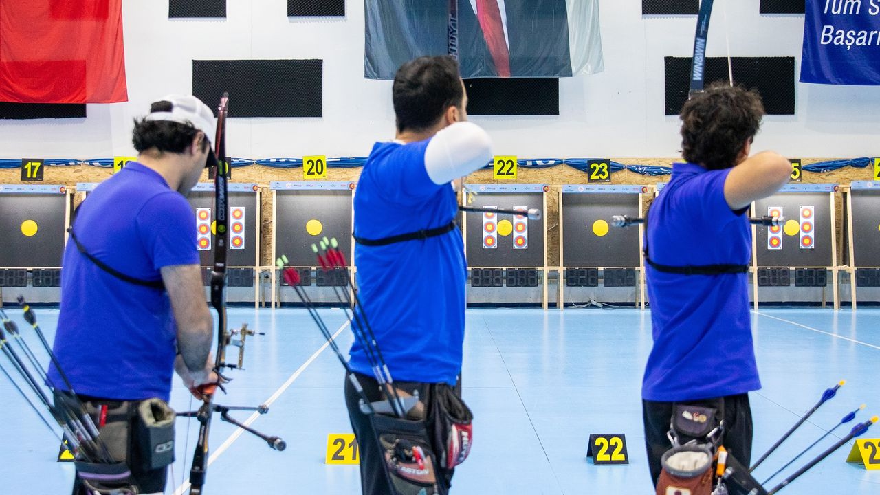 Samsun'da Okçuluk Salon Kış Kupası başladı