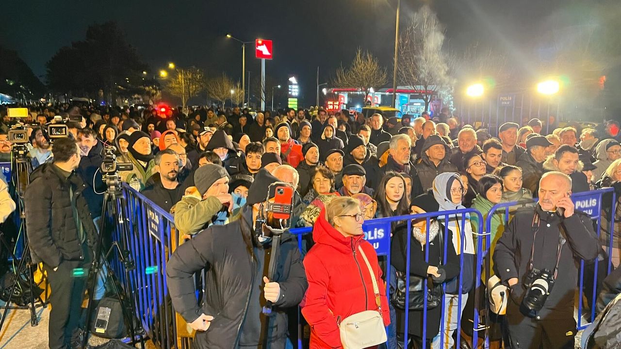 Bolu Belediye Başkanı Tanju Özcan gözaltına alındı (6)