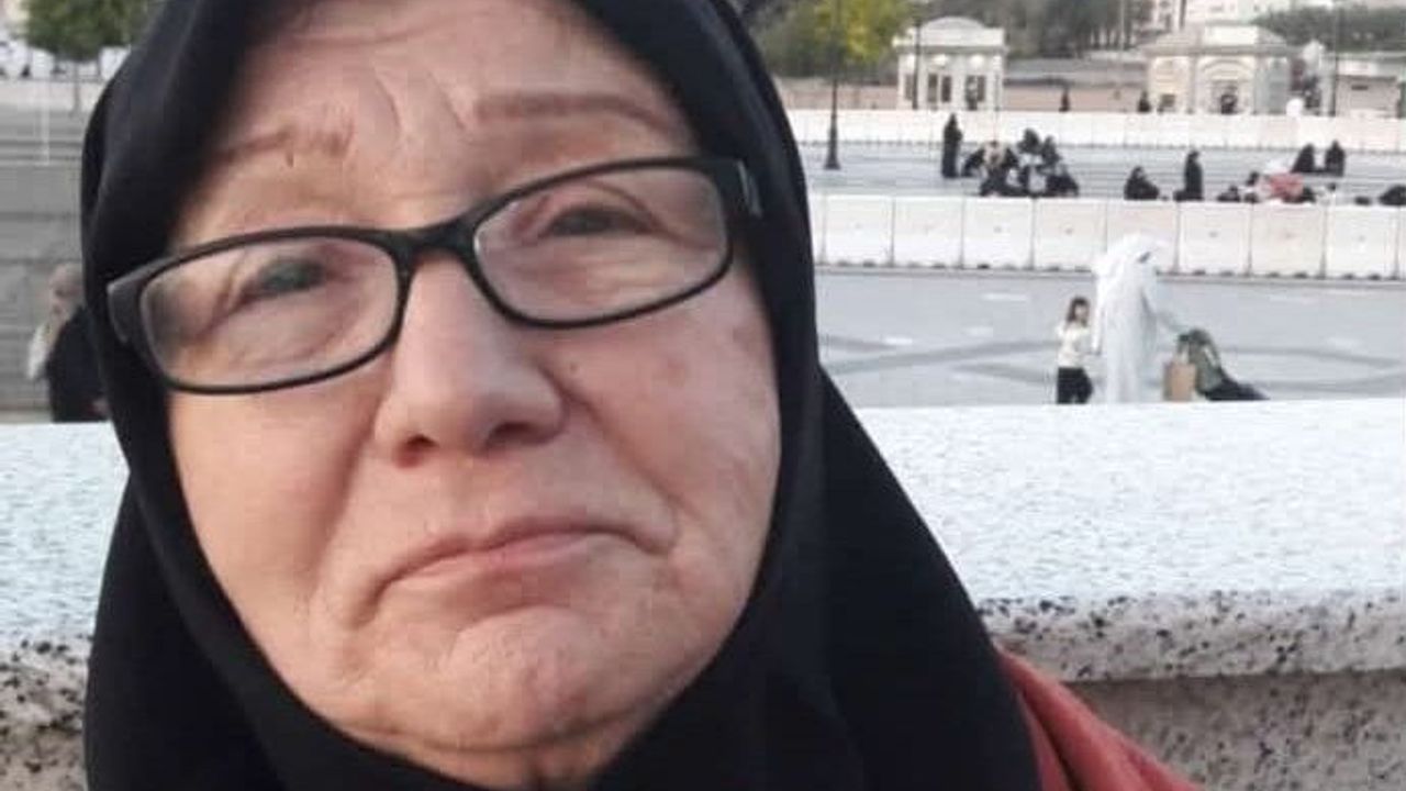 Kardeşinin cenazesinde kalp krizi geçiren kadın, hayatını kaybetti