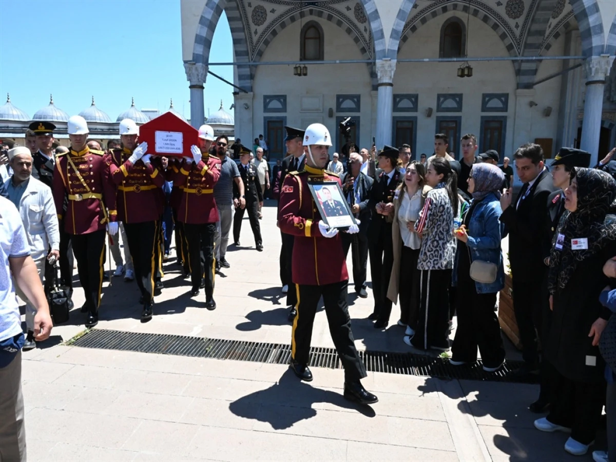 Şehit Astsubay Yusuf Ergün, son yolculuğuna uğurlandı