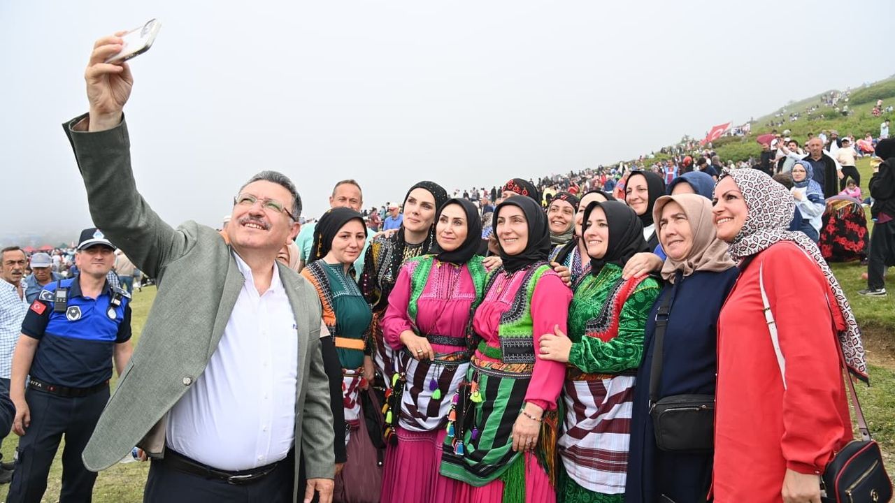 Bakan Uraloğlu, icazet törenine katıldı (2)