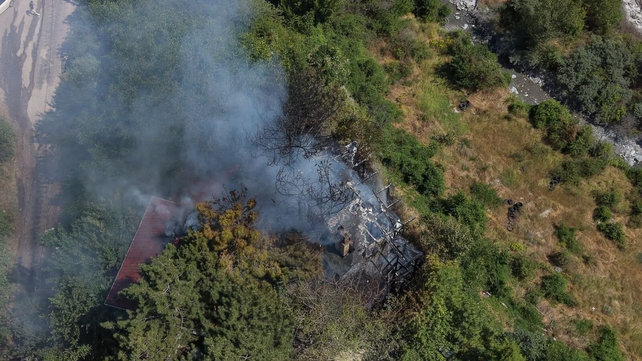 Kır restoranı, yangında kullanılamaz hale geldi