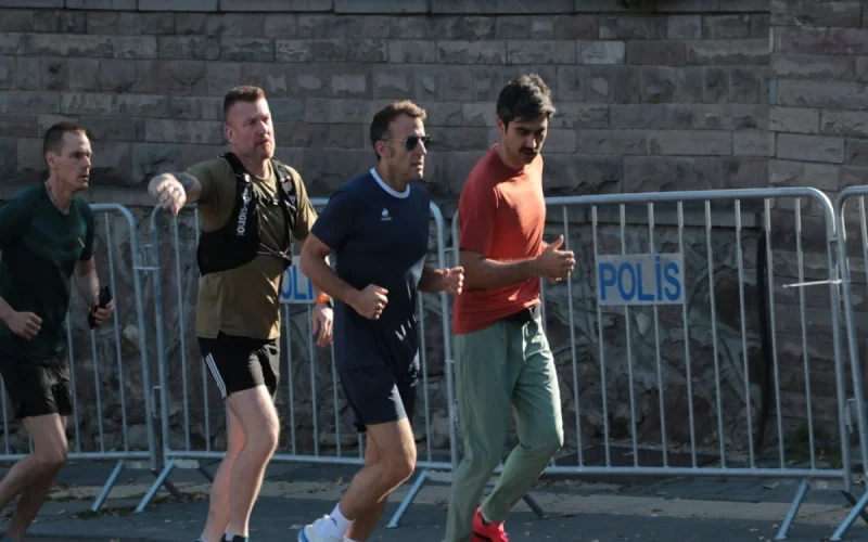 Macron’dan Ankara’da Dikkat Çeken Sabah Koşusu