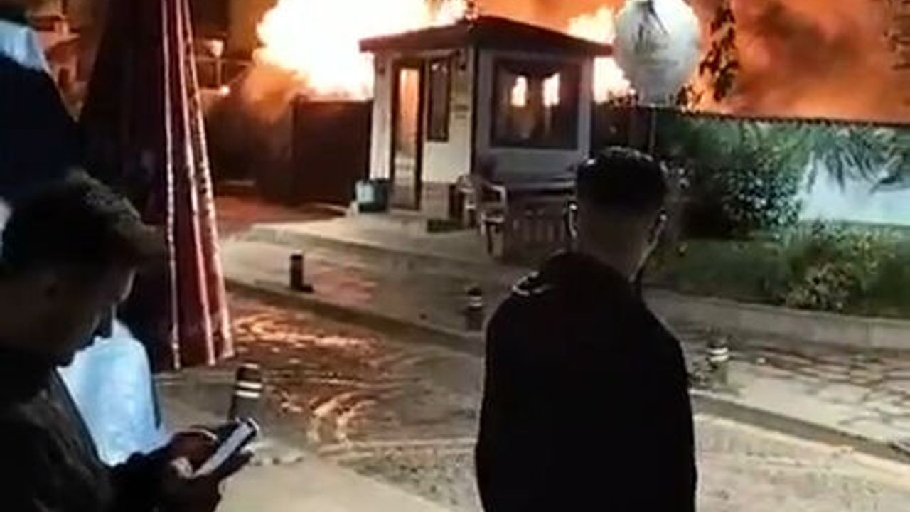Tokat'ta tarihi hamamda çıkan yangın hasara neden oldu