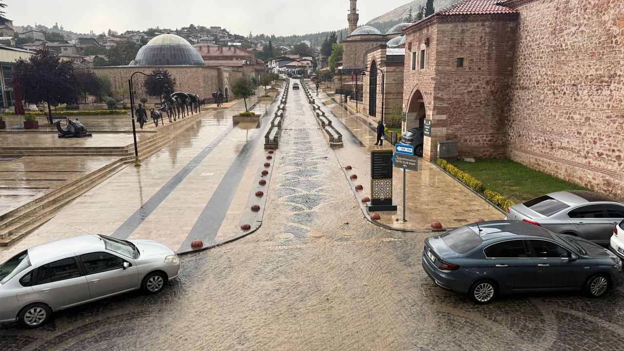 Tokat'ta sağanak etkili oldu